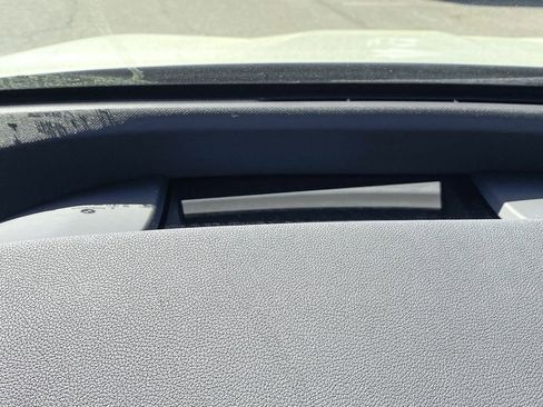 New 2026 BMW iX xDrive45 image 13