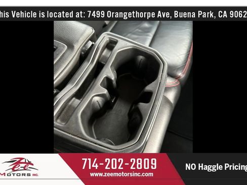 Used 2018 Jeep Wrangler Unlimited Rubicon AWD/4WD image 37