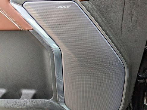 Used 2025 GMC Sierra 2500 Denali Ultimate image 15