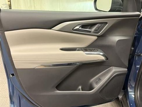 New 2026 Chevrolet Traverse LT w/ Sun and Wheel Package FWD image 26
