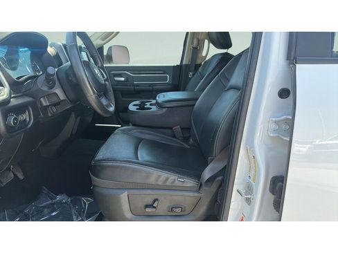 Used 2019 RAM 2500 Big Horn w/ Protection Group AWD/4WD image 10