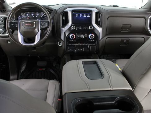 Used 2020 GMC Sierra 1500 SLT w/ SLT Premium Package AWD/4WD image 9