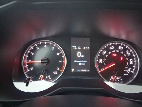 Used 2022 Toyota RAV4 LE image 25