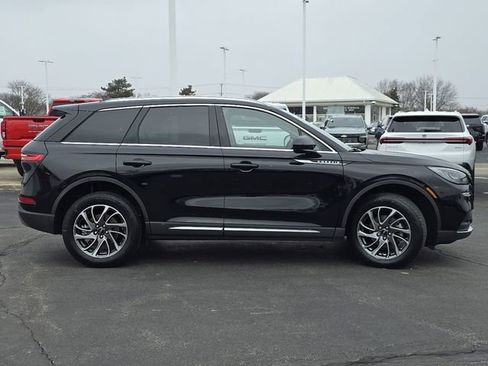 Used 2022 Lincoln Corsair AWD w/ Equipment Group 101A image 12