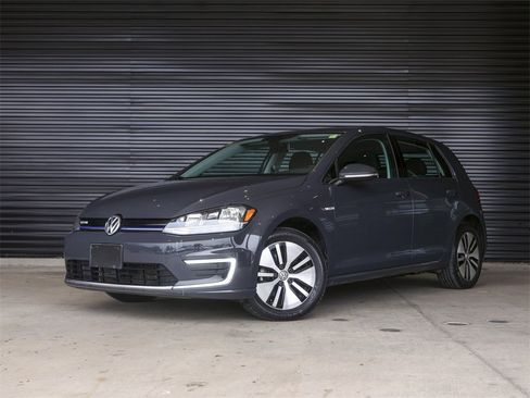 Used 2019 Volkswagen e-Golf SE w/ Driver Assistance Package image 1