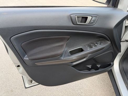 Used 2022 Ford EcoSport SE image 10