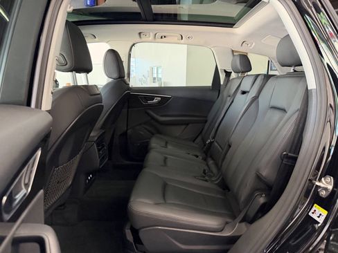 Used 2020 Audi Q7 3.0T Premium Plus AWD/4WD image 40