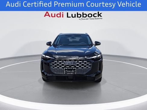 Certified 2025 Audi Q5 Premium w/ Convenience Package AWD/4WD image 3