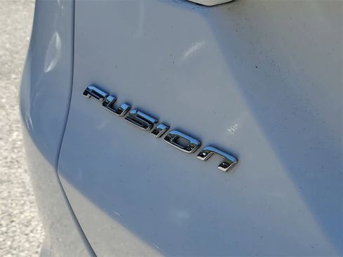 Used 2013 Ford Fusion SE image 8