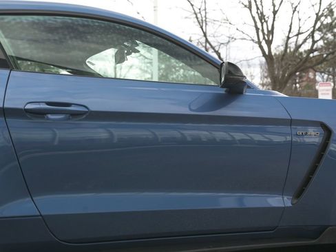 Used 2020 Ford Mustang Shelby GT350 w/ Technology Package RWD image 23