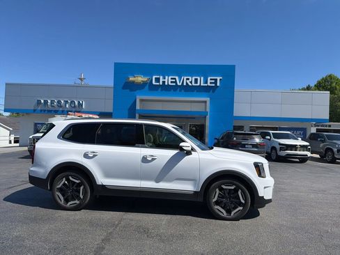 Used 2024 Kia Telluride S w/ S Sunroof Package AWD/4WD image 2
