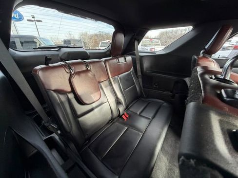 Used 2020 Ford Explorer Platinum w/ Premium Technology Package image 11