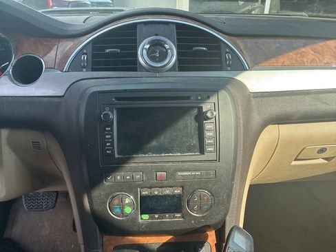 Used 2011 Buick Enclave CXL w/ Trailering Provision Package image 17