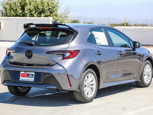 New 2026 Toyota Corolla SE FWD image 5