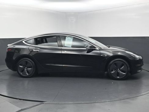 Used 2018 Tesla Model 3 Long Range RWD image 5