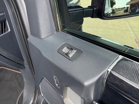 Used 2022 Ford F350 Platinum AWD/4WD image 27