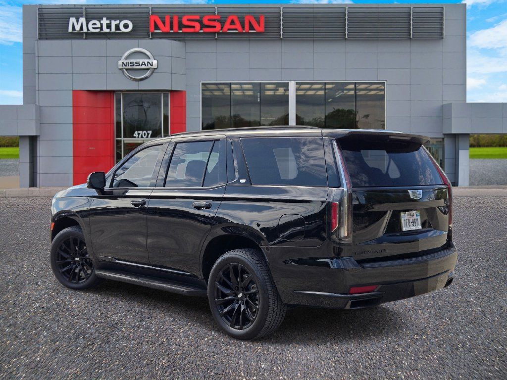 Used 2024 Cadillac Escalade Sport w/ LPO, ONYX Package AWD/4WD image 4
