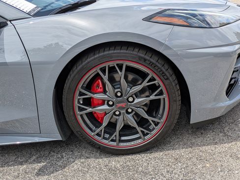 Used 2025 Chevrolet Corvette Stingray Preferred Conv w/ 2LT image 11