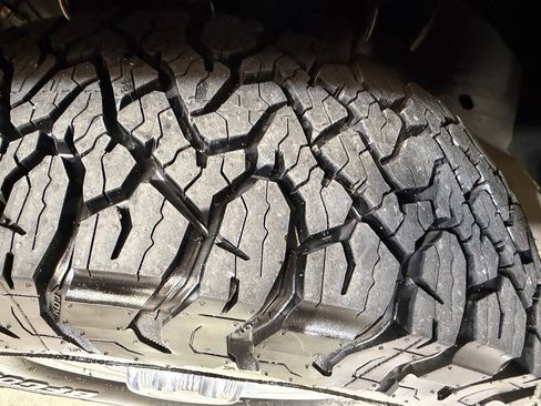 Used 2006 Chevrolet Silverado 2500 LT w/ Skid Plate Package AWD/4WD image 35
