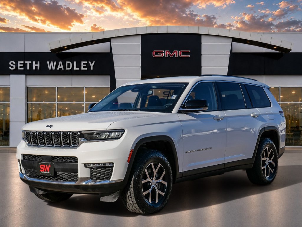 Used 2023 Jeep Grand Cherokee L Limited AWD/4WD image 3