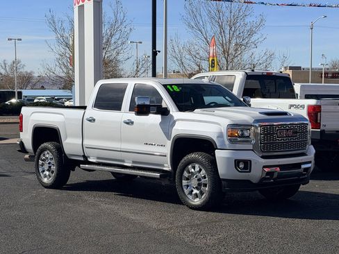 Used 2018 GMC Sierra 2500 Denali w/ Duramax Plus Package image 42