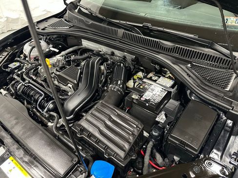 Used 2025 Volkswagen Jetta Sport image 44