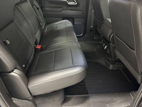 Used 2025 GMC Sierra 1500 SLT AWD/4WD image 54