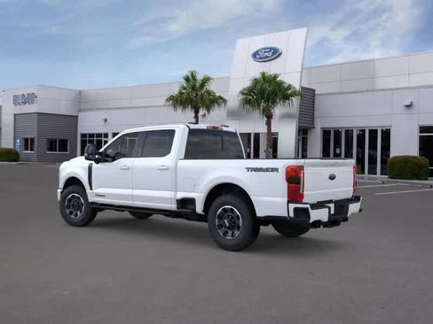 New 2025 Ford F250 Lariat w/ Lariat Ultimate Package image 4