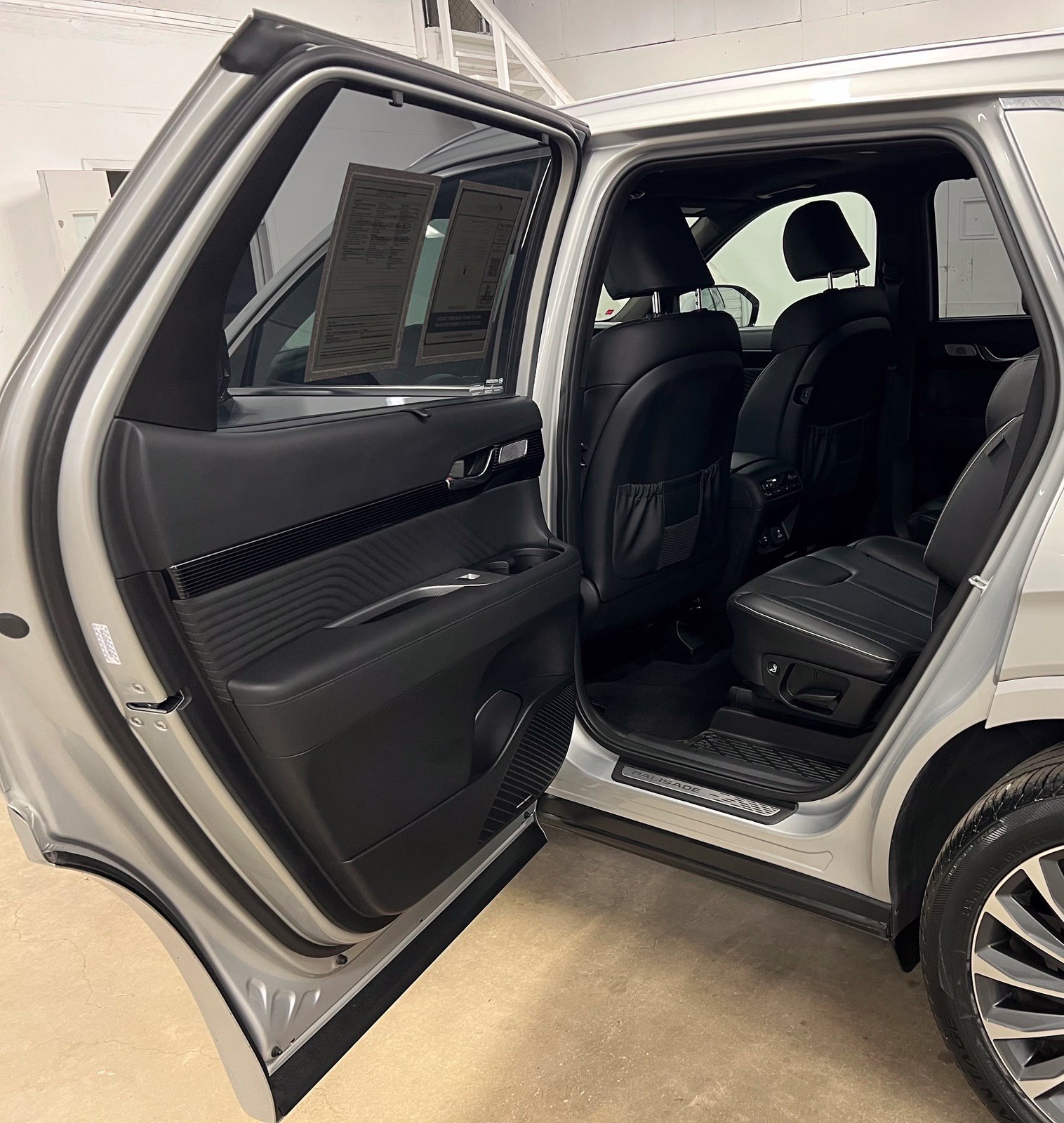 Certified 2023 Hyundai Palisade Calligraphy AWD/4WD image 24