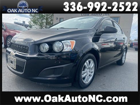 Used 2016 Chevrolet Sonic LT image 1