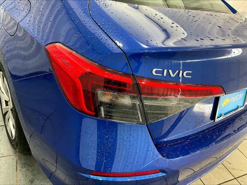 Used 2023 Honda Civic LX image 31
