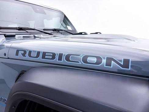 Used 2024 Jeep Wrangler Unlimited Rubicon 4xe AWD/4WD image 2