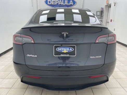 Used 2024 Tesla Model Y Performance image 19