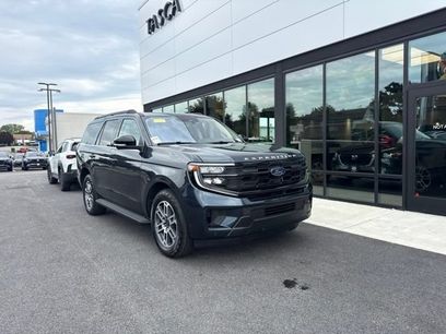 Used 2025 Ford Expedition Active