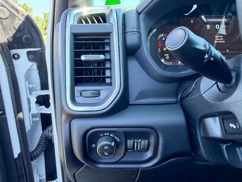 New 2026 RAM 2500 Laramie w/ Night Edition AWD/4WD image 21