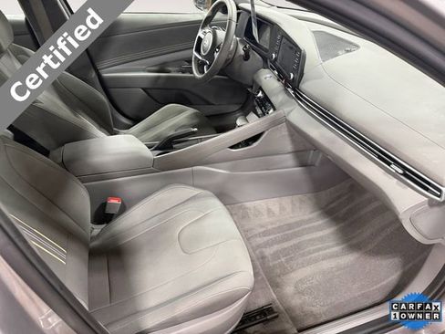 Certified 2025 Hyundai Elantra Sport image 15
