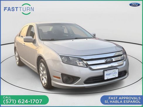 Used 2010 Ford Fusion SE FWD image 4