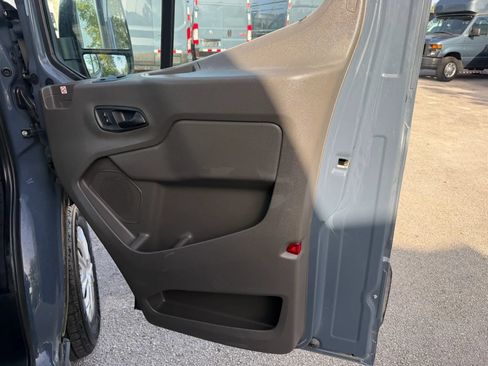 Used 2020 Ford Transit 250 148 High Roof Extended RWD image 17