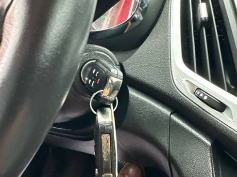 Used 2017 GMC Terrain SLT w/ Open Road Package AWD/4WD image 31