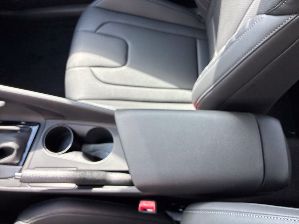 New 2026 Hyundai Elantra SEL Sport FWD image 35
