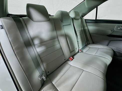 Used 2017 Toyota Camry XLE image 26