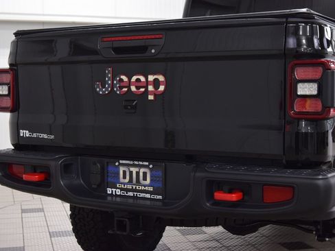 Used 2025 Jeep Gladiator Rubicon AWD/4WD image 20