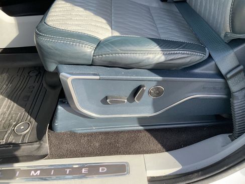 Used 2021 Ford F150 Limited image 32