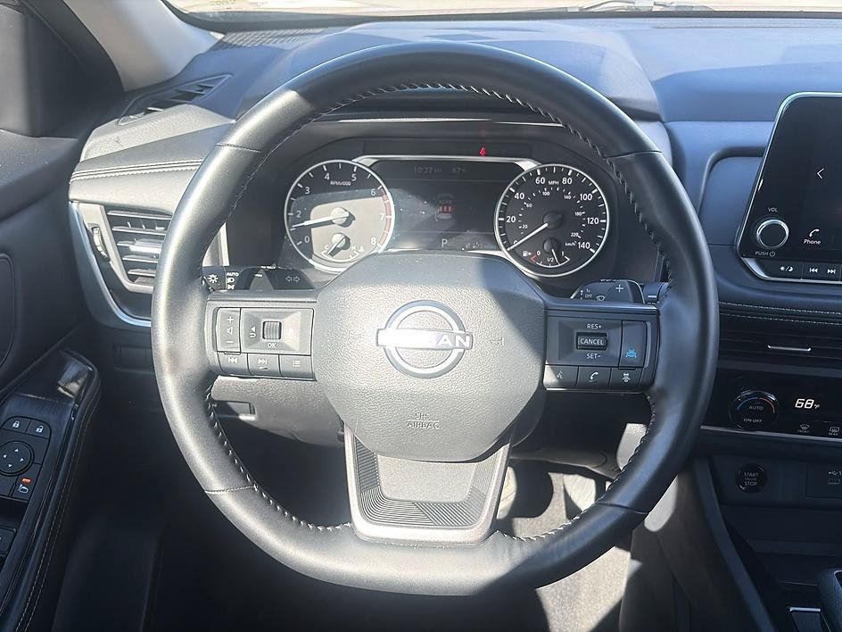Certified 2025 Nissan Rogue SV AWD/4WD image 38