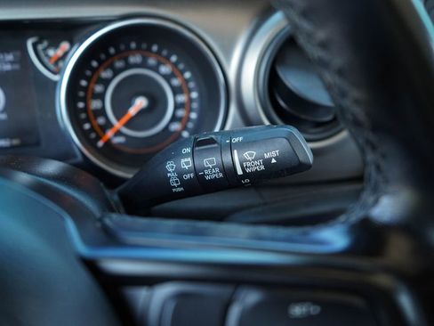 Used 2020 Jeep Wrangler Unlimited Sport S image 30