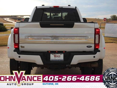 Used 2022 Ford F450 Platinum w/ FX4 Off-Road Package image 9