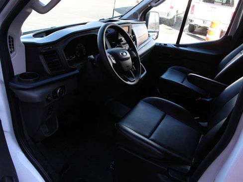 Used 2025 Ford Transit 250 148 Medium Roof Extended AWD image 16