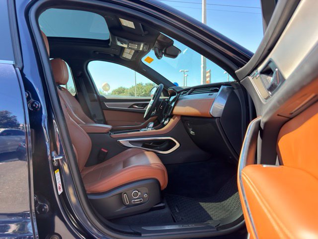 Used 2024 Jaguar F-PACE R-Dynamic S AWD/4WD image 9