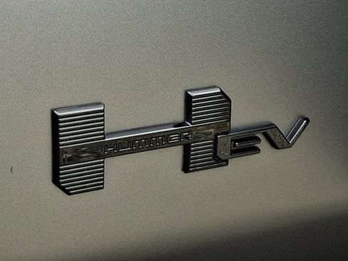 Used 2026 GMC Hummer EV 3X AWD/4WD image 31