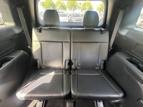 Used 2025 Hyundai Santa Fe SEL FWD image 33
